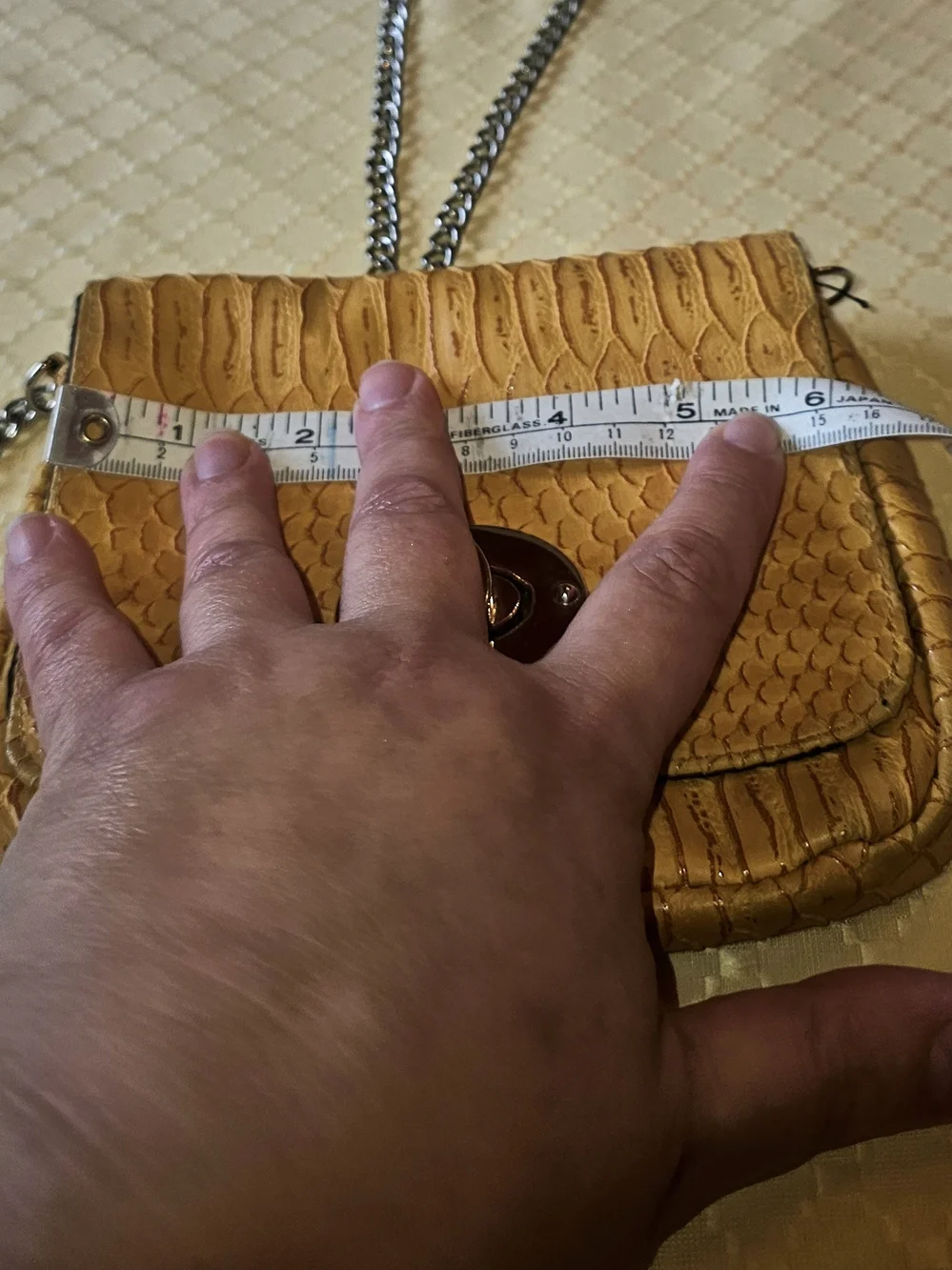 Source Unknown Yellow Textured Crossbody with Silver Chain - Picture 8 of 14